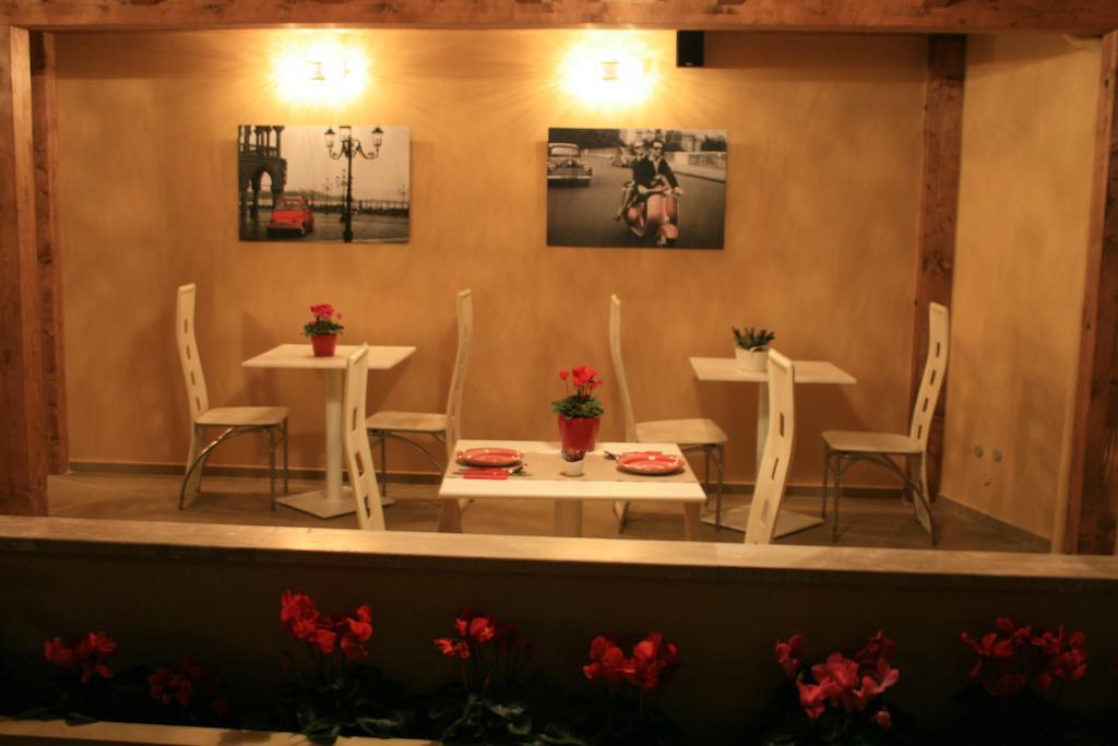 רומא Tango Hotel מראה חיצוני תמונה