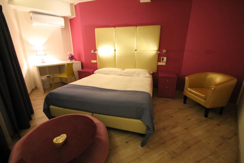 רומא Tango Hotel חדר תמונה